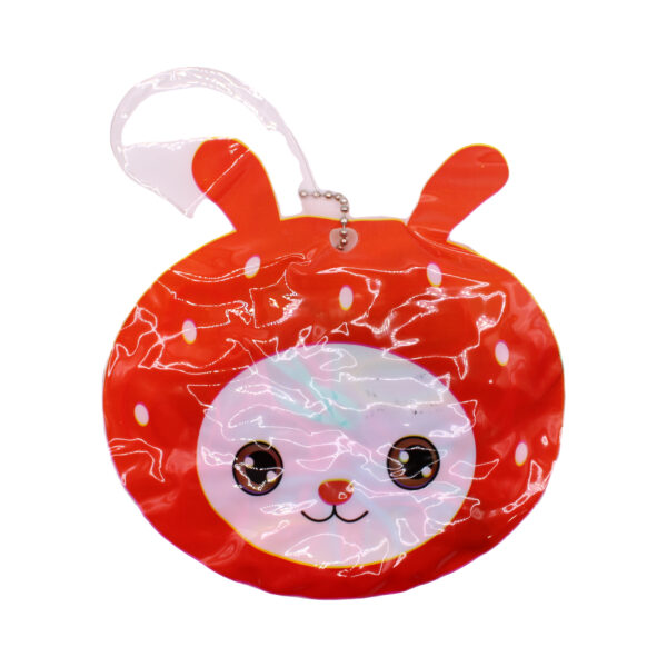 Estuche rojo de ligas con forma de conejo